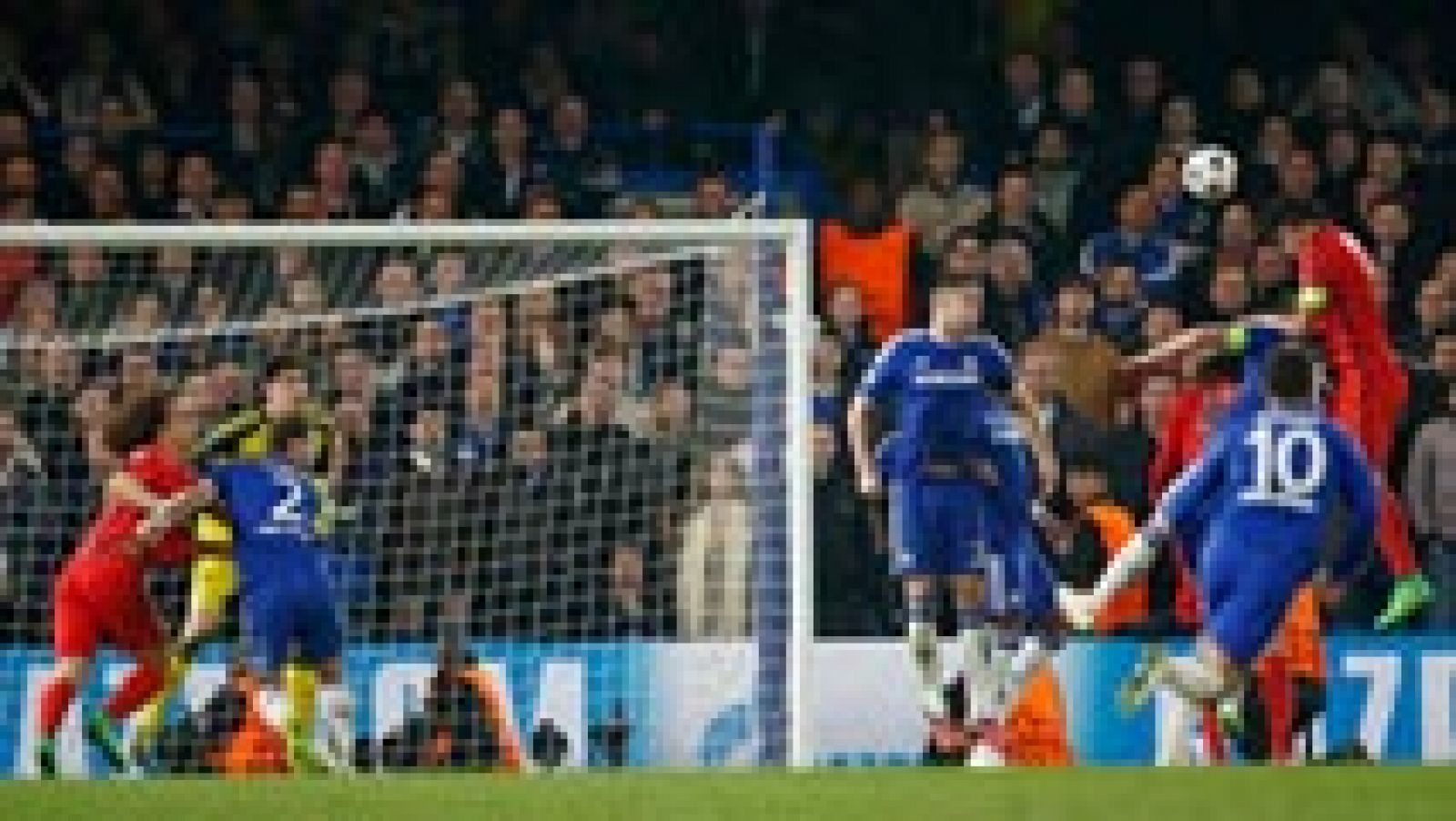 El central brasileño se desquitó del penalti que supuso el 2-1 para el Chelsea con su golazo de cabeza a saque de esquina. Esta vez Courtois no pudo meter la mano para sacarle el balón, como en la jugada anterior, (2-2).