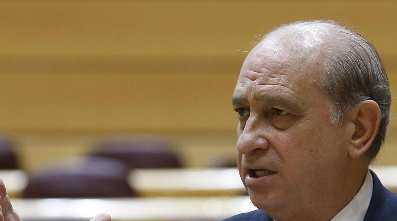 El ministro del Interior asegura que vigilar al etarra Alberto Plazaola habría sido una "ilegalidad"