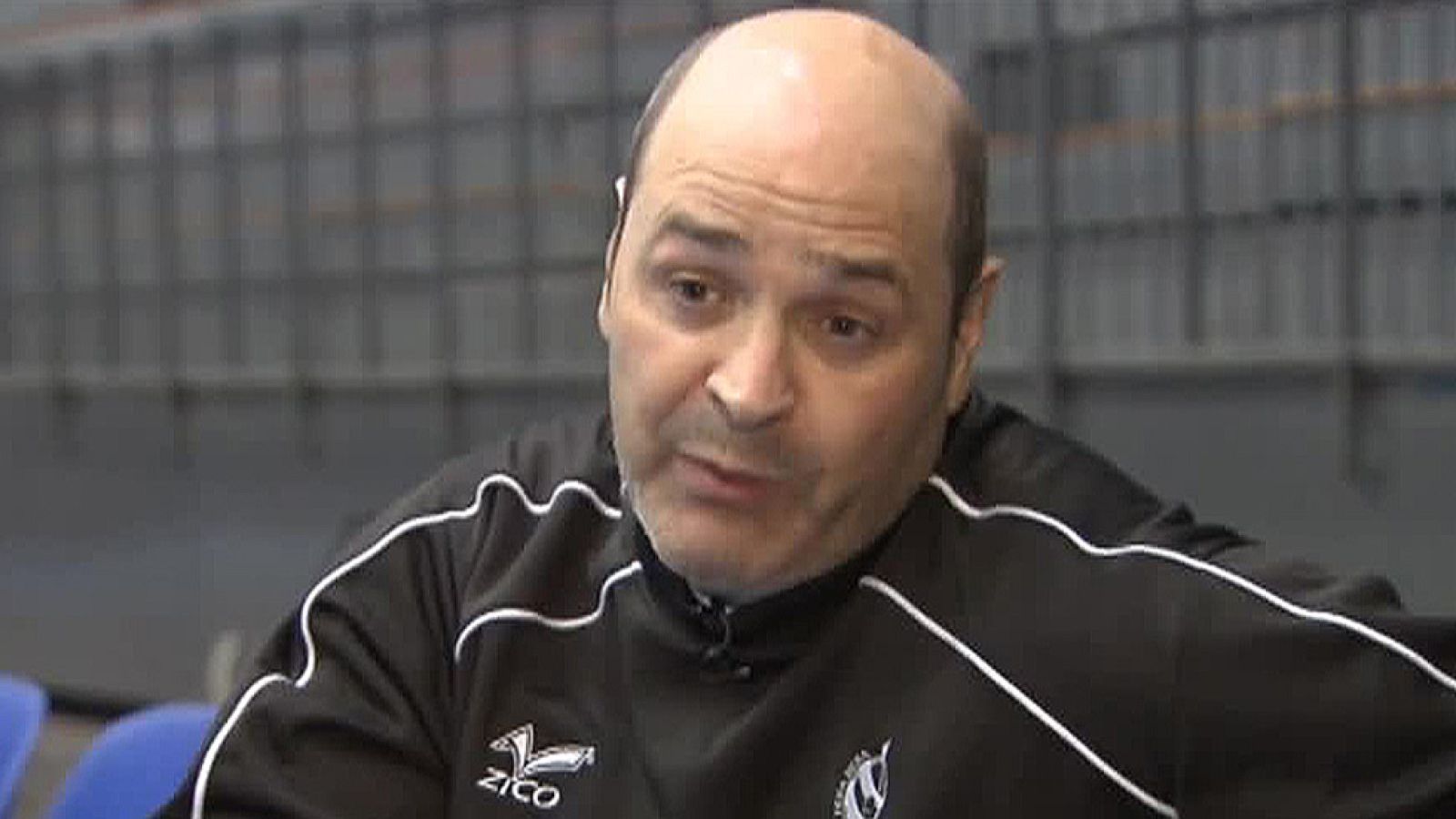 Tras haberlo ganado todo como jugador, el eibarrés Aitor Etxaburu se ha convertido en un claro referente en los banquillos del balonmano femenino español.