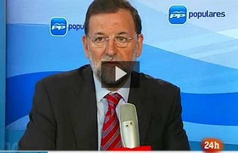   El presidente del PP,Mariano Rajoy, ha asegurado que el paro es el problema más importante que tiene el paro en este momento, por lo que ha pedido al Gobierno medidas activas contra el desempleo.