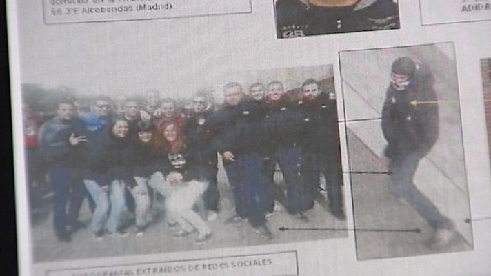 Telediario 1 - La policía trata de identificar a otros tres miembros del Frente Atlético que estarían implicados en el homicidio del hincha del Deportivo