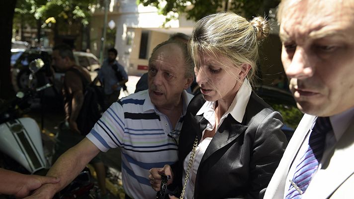 Telediario 1 - Los peritos de la familia concluyen que Nisman estaba arrodillado cuando recibió el tiro