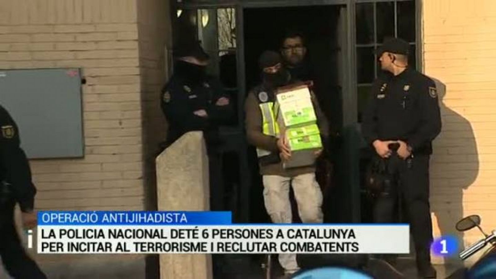 L'Informatiu: L'Informatiu en 3' - 13/03/15 | RTVE Play