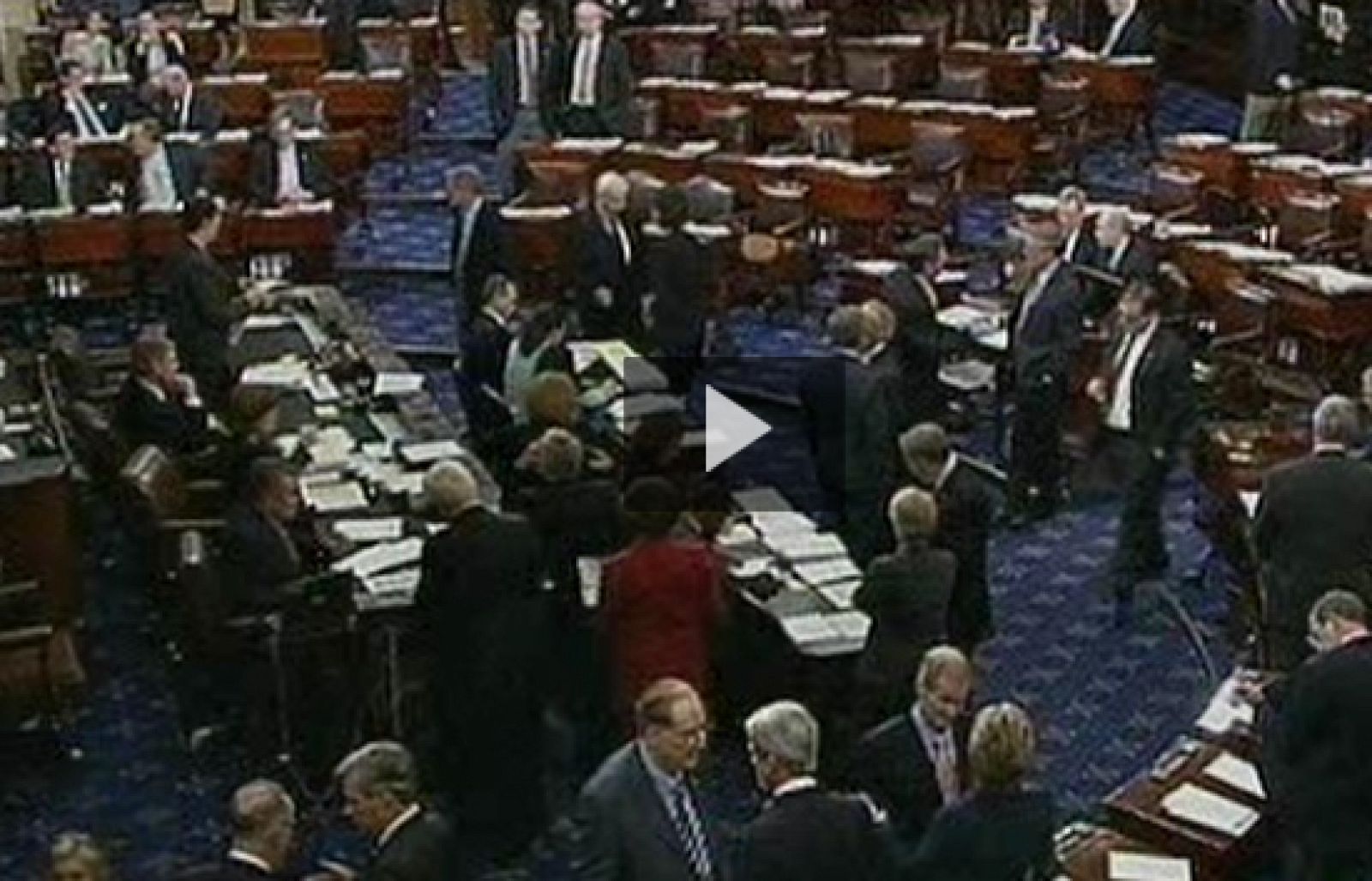 El Senado de EE.UU. ha aprobado el plan de rescate financiero | Ver