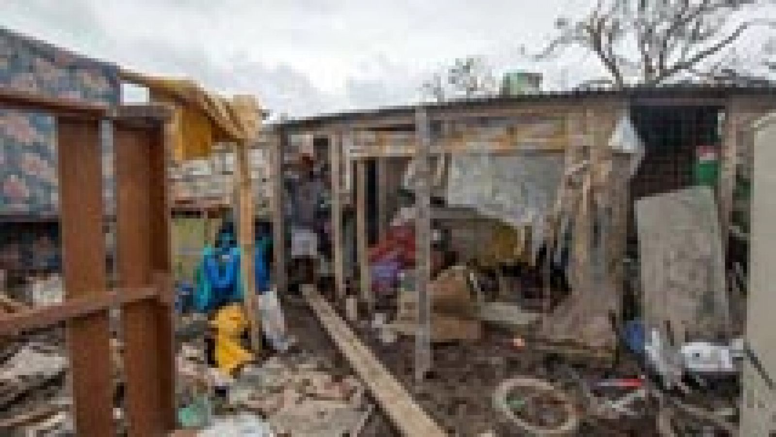 Telediario 1: Vanuatu ha quedado completamente devastado por el ciclón | RTVE Play