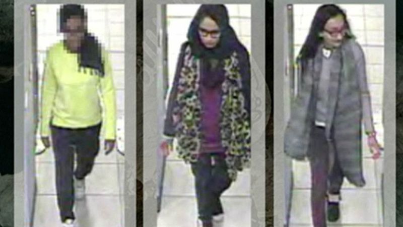 Detenidos en Estambul tres jóvenes sospechosos por sumarse al EI