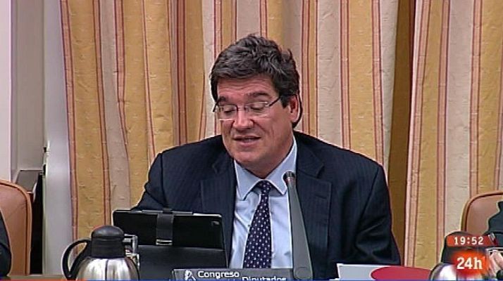 Parlamento - La autoridad fiscal