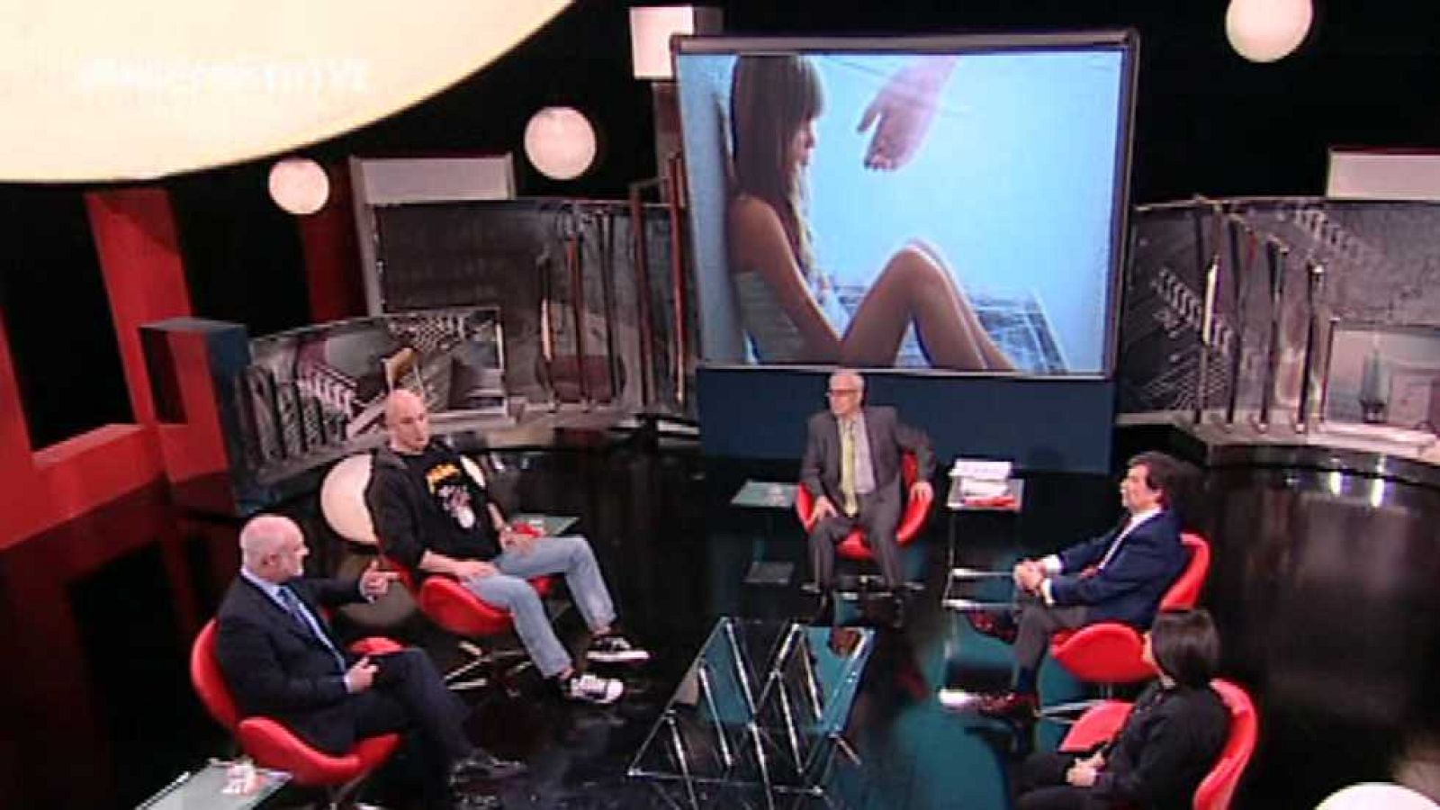 Millennium - Acoso en el colegio - Ver ahora