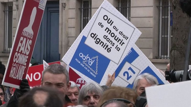 Francia vota una ley de sedación terminal para enfermos incurables