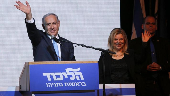 Telediario 1 - Netanyahu gana las elecciones en Israel aunque el Parlamento