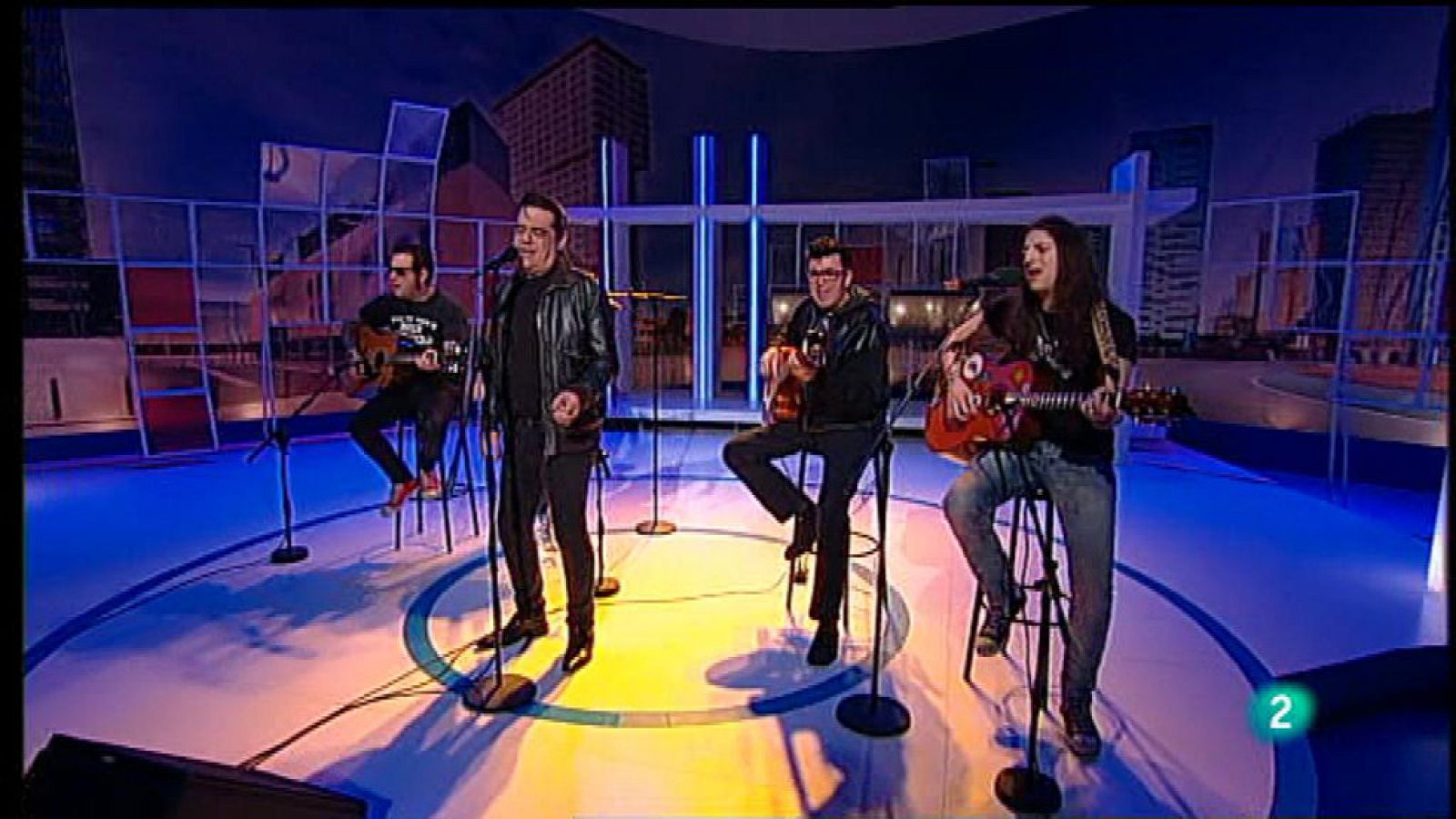 Para Todos La 2 - Actuación: Trogloditas, "Ráscale"