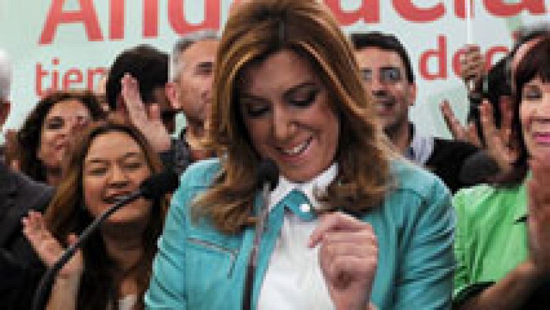 Susana Díaz asegura que gobernará "en solitario" y se quedará "toda la legislatura"