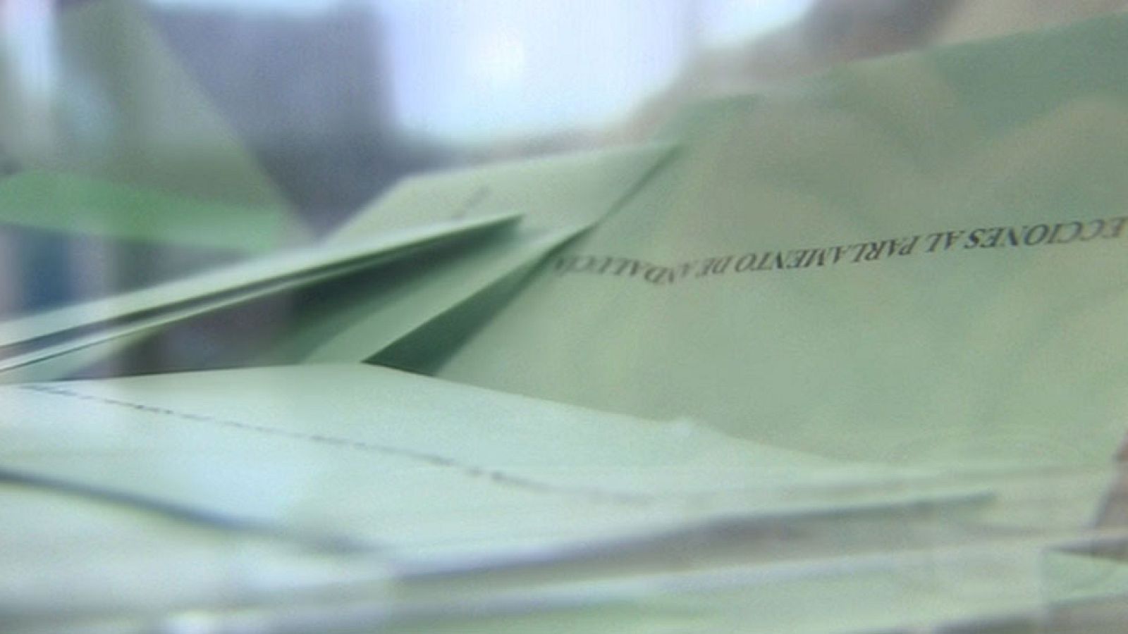 Peor resultado histórico para el bipartidismo en las elecciones andaluzas