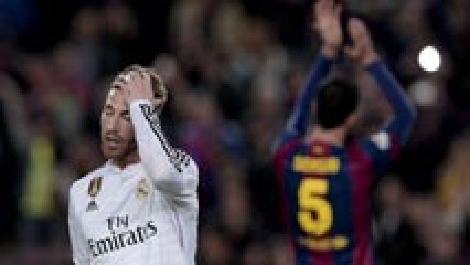 Telediario 1: El Barça saca cuatro puntos al Madrid y quedan 30 por disputar | RTVE Play