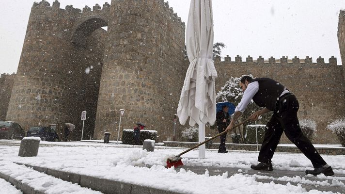 El tiempo - Precipitaciones fuertes en puntos de la Comunidad Valenciana y Baleares y nevadas en cotas relativamente bajas