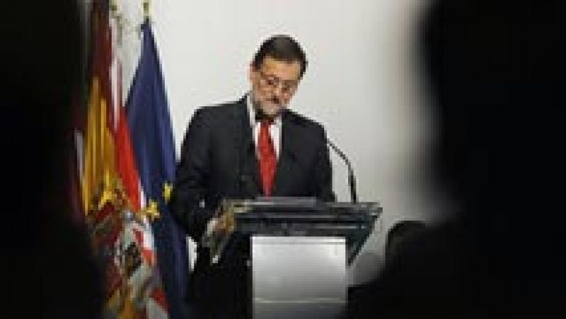 Rajoy lamenta el "tristísimo y dramático" accidente de avión en los Alpes