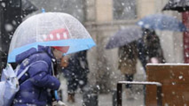 Viento fuerte en montañas, islas y litorales y nevadas en cotas bajas