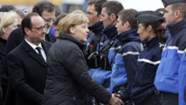 Merkel, Rajoy y Hollande se reúnen en el lugar de la tragedia