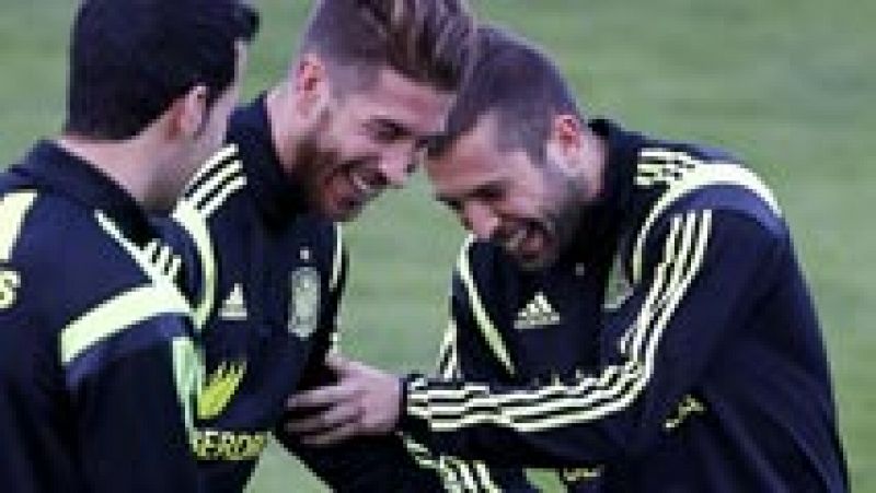 Jordi Alba, concentrado con la selección española en Las Rozas, ha afirmado que le gustaría que la final de Copa se celbrase en el Camp Nou. Además, no da por descartado al Madrid en la lucha por la Liga.