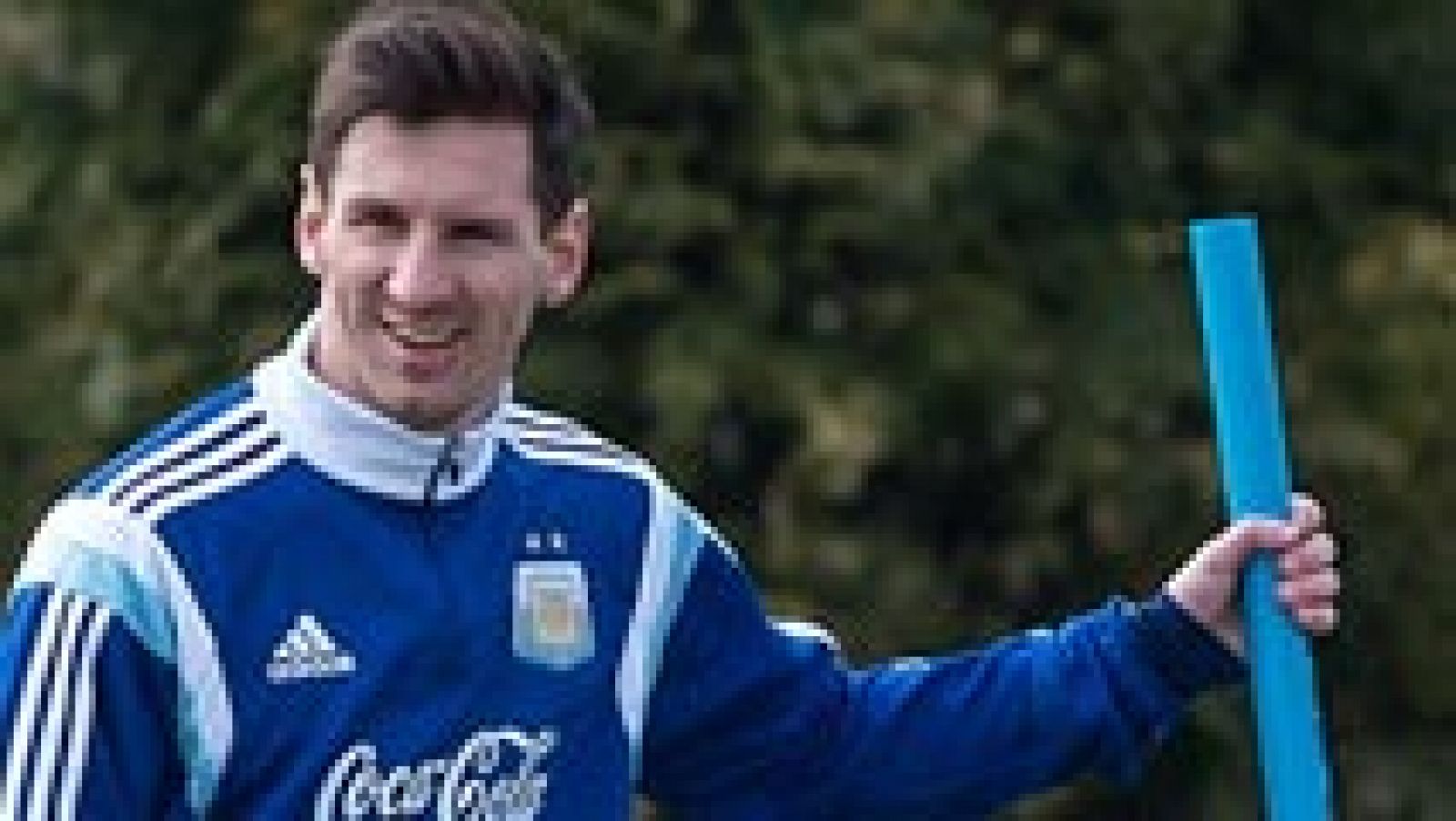Telediario 1: Leo Messi no está lesionado y tranquiliza a sus fans | RTVE Play