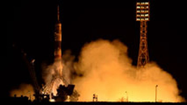 Una nave Soyuz despega desde Baikonur rumbo a la EEI con tres cosmonautas
