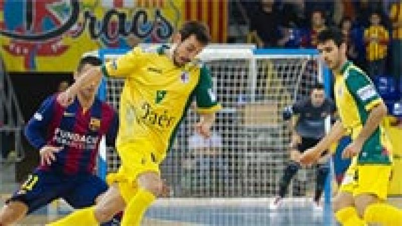 Después de arrebatar al Barcelona la Copa de España de fúbol sala, el Jaén volvió a verse las caras con el equipo catalán, esta vez en liga, pero no pudo repetir la gesta. El Barça se tomó la revancha y ganó por 4-0. 