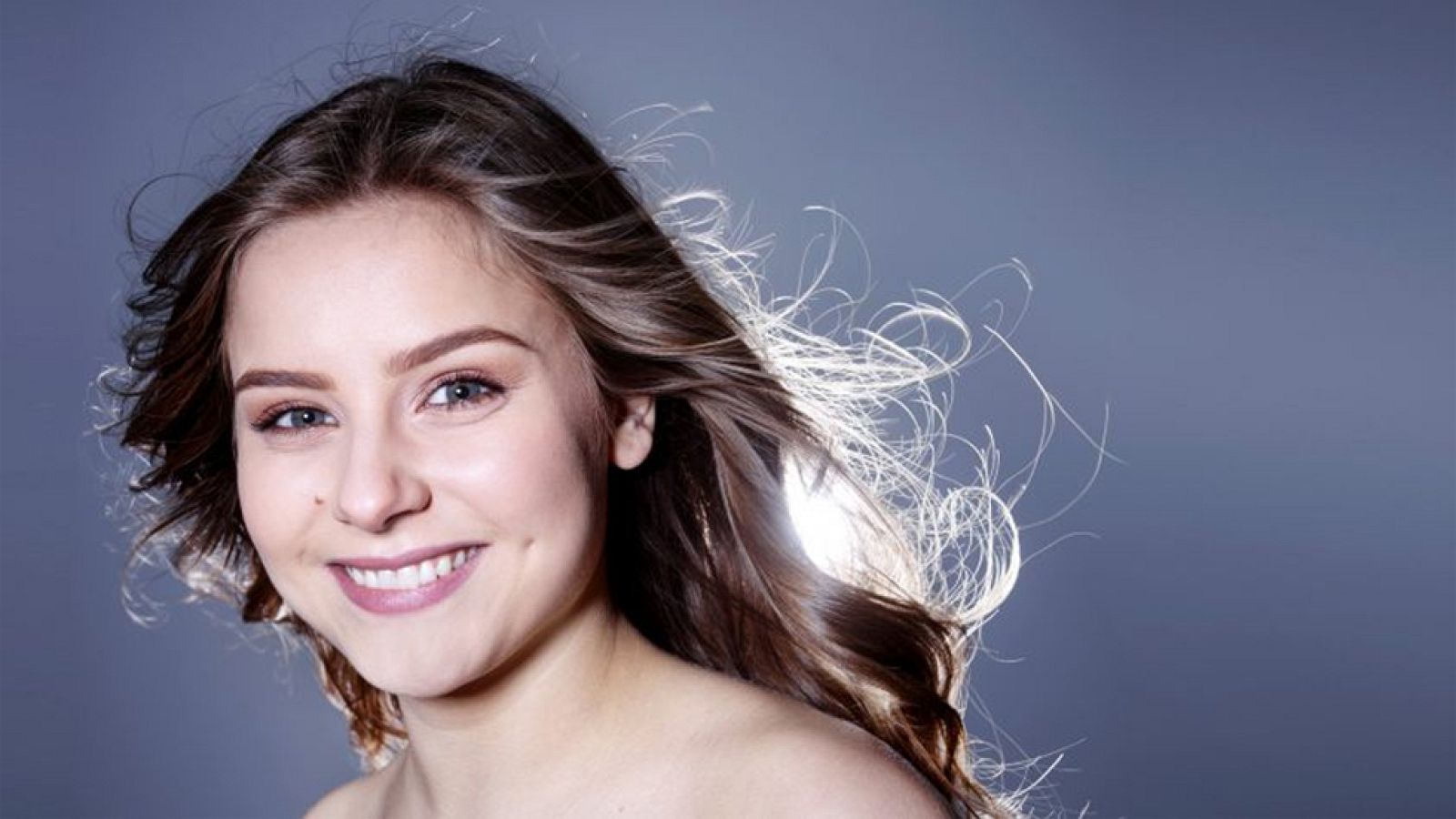 Ver el videoclip de "Unbroken" canción con la que Maria Olafs representa a Islandia en Eurovisión 2015