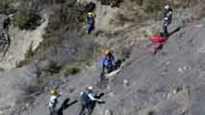 Telediario 1 - Identificadas 70 víctimas del accidente aéreo de Germanwings