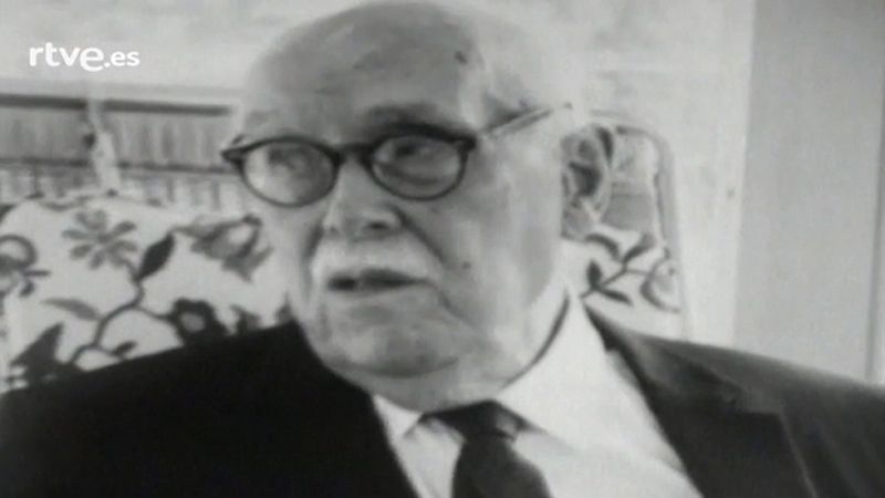 Tomás Navarro Tomás en 'El sillón letra h minúscula' (1975)