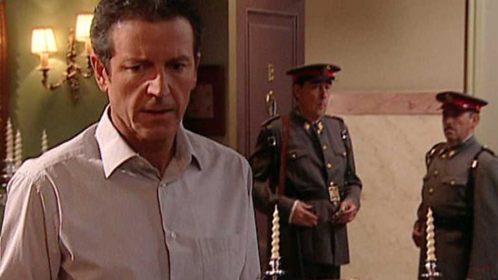 Amar en tiempos revueltos - T5 - Capítulo 85 - ver ahora