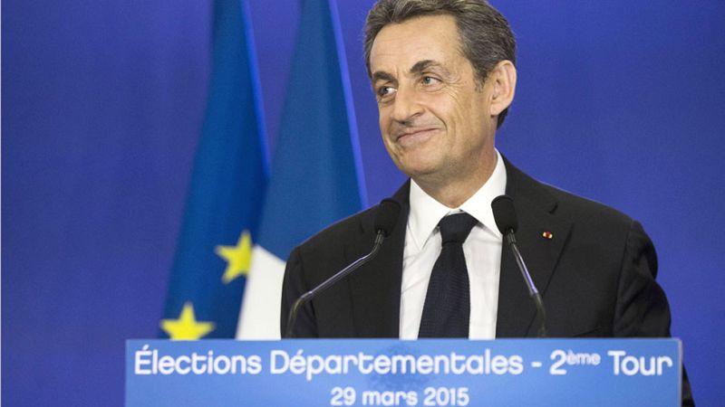 El centroderecha de Sarkozy arrasa en las elecciones departamentales francesas
