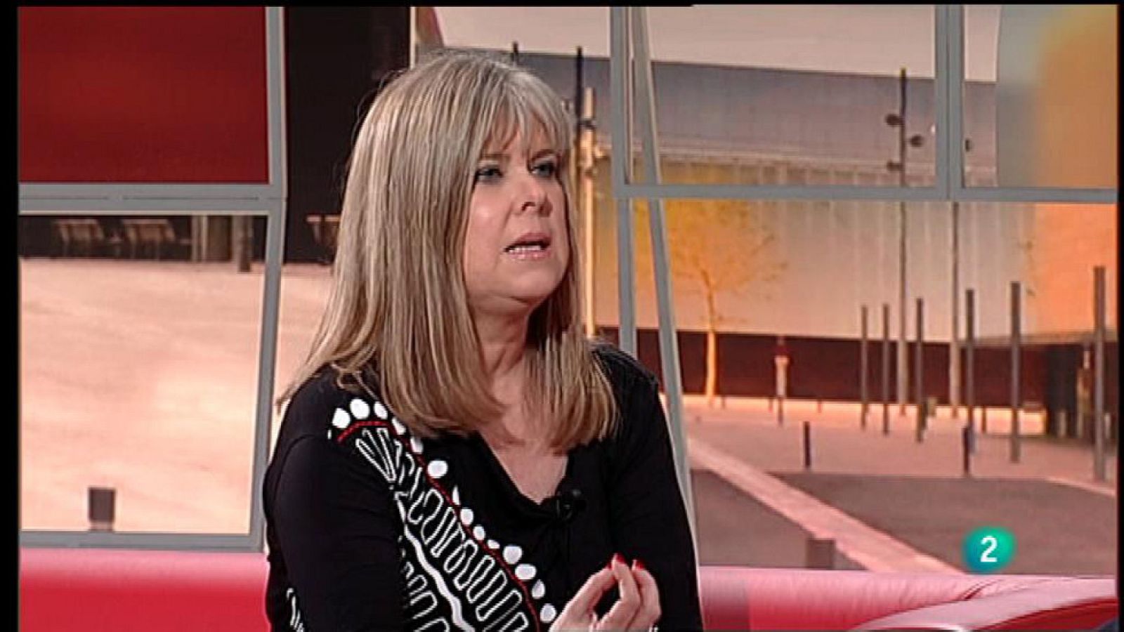 Para Todos La 2 - Entrevista - Jenny Moix, "Felicidad  Flexible"