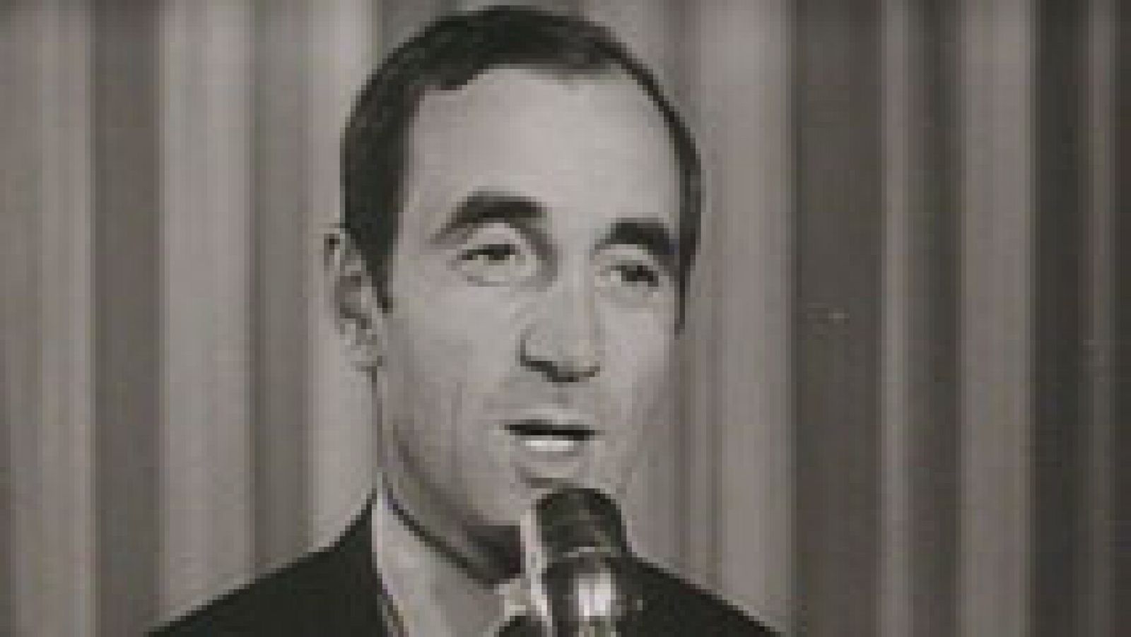 Nuevo disco del veterano cantante francés Charles Aznavour