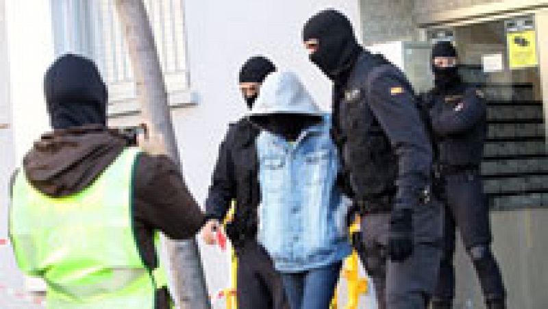 Cuatro detenidos en Badalona en relación con una red de envío de yihadistas a Siria