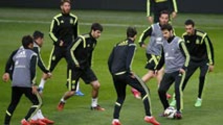 España hará pruebas contra Holanda