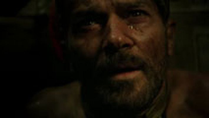 Antonio banderas y Mario Casas protagonizan 'Los 33', película basada en el accidente minero de 2010 en Chile.