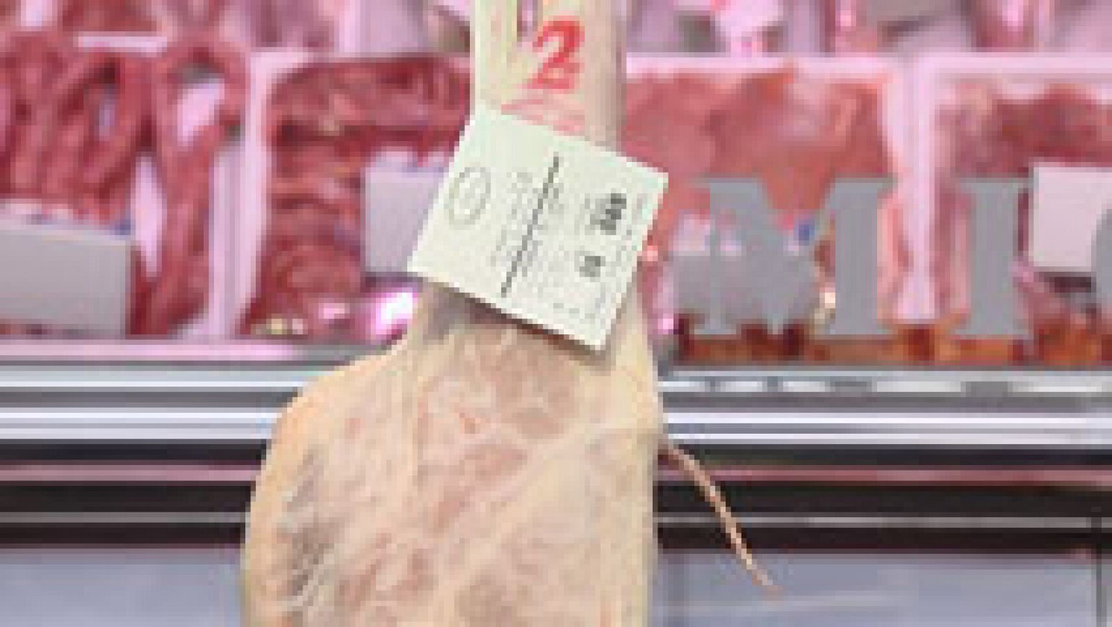Telediario 1: El etiquetado de carne envasada debe incluir ahora el lugar de cría y sacrificado del animal | RTVE Play