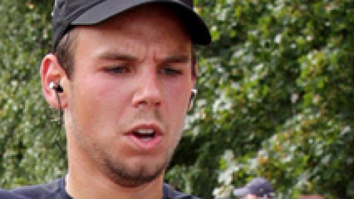 Telediario 1 - El copiloto buscó en internet cómo suicidarse hasta la víspera de la tragedia, según la fiscalía