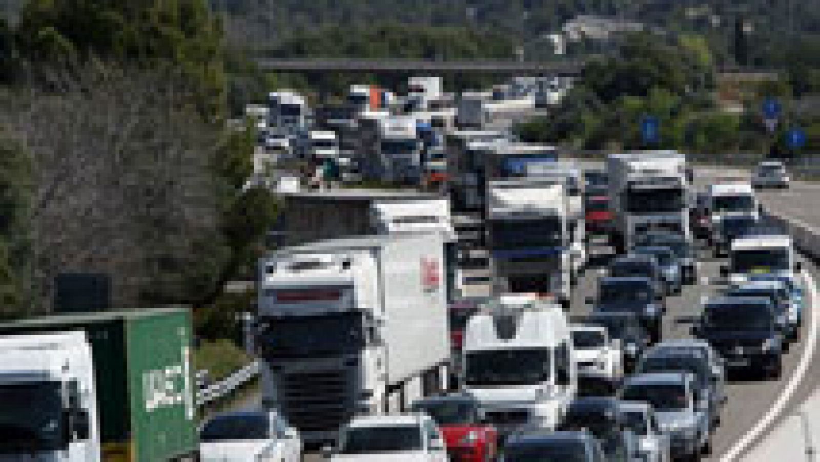 Telediario 1: 27 muertos al volante esta Semana Santa, la mayoría en carreteras secundarias | RTVE Play