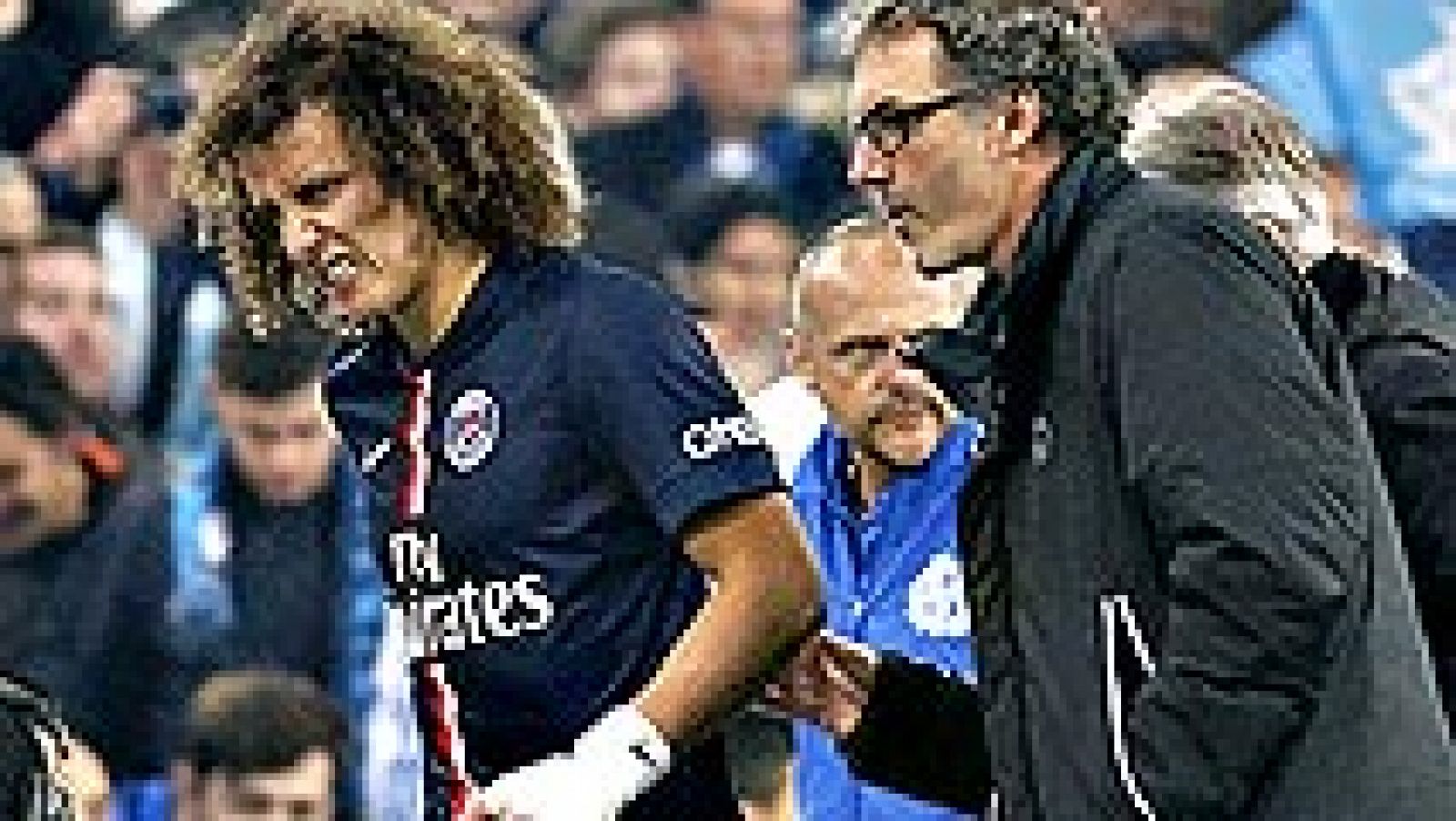 El central brasileño del París Saint-Germain David Luiz podría ser  una nueva baja en el equipo francés para la eliminatoria de los  cuartos de final de la Liga de Campeones ante el FC Barcelona después  de que pueda estar fuera cuatro semanas tras l