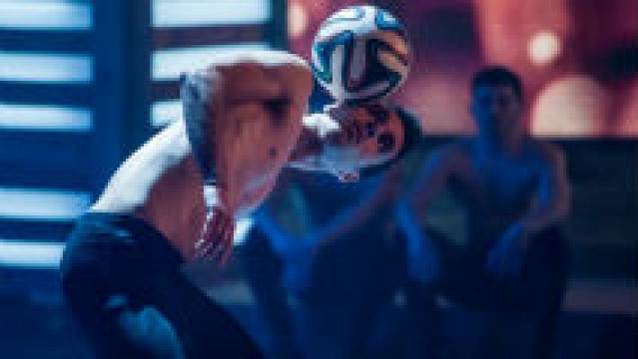 Alaska y Segura - La compañía Dani Pannullo desata arte en el plató