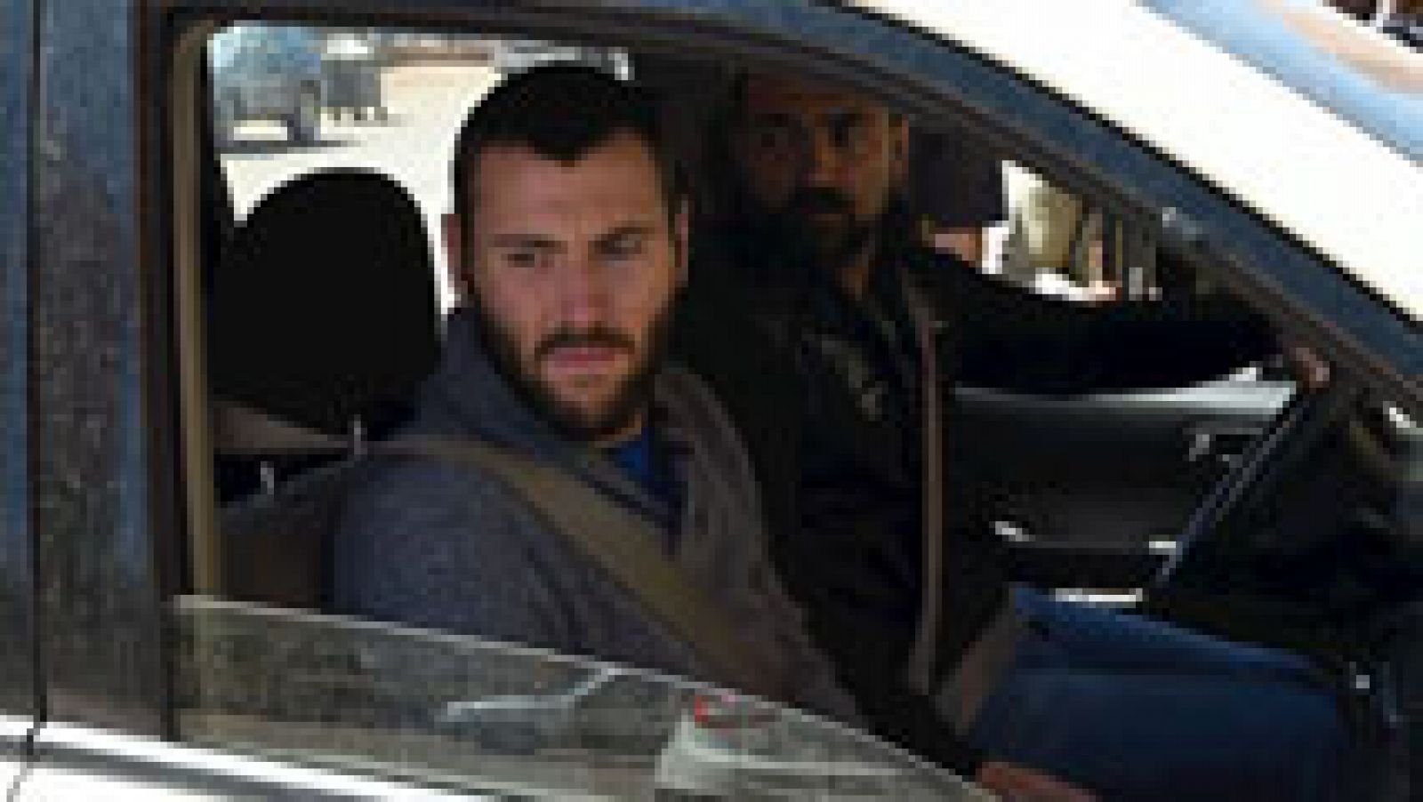 Juan Bolívar, el único superviviente del accidente de Marruecos, regresa a España