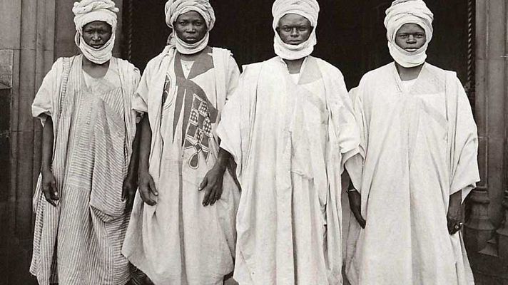 Documenta2 - La torre de Babel: Moradores del África eterna