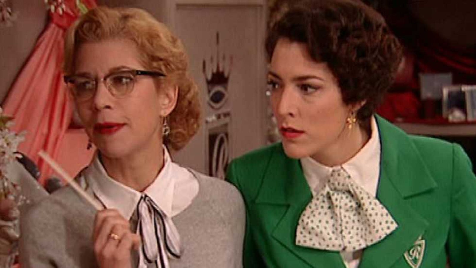 Amar en tiempos revueltos - T5 - Capítulo 93 - ver ahora