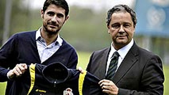 Telediario 1 - Víctor Sánchez dirige su primera sesión entre aplausos