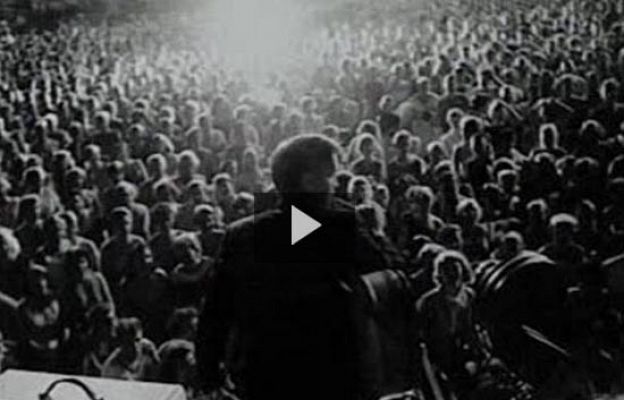 La 2 Noticias - Explorafoto repasa la vida de Elvis