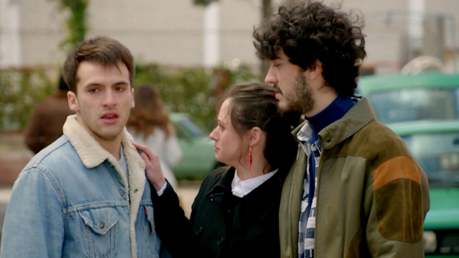 Cuéntame cómo pasó - T16 - Episodio 14: Los amigos de Luis - Ver ahora