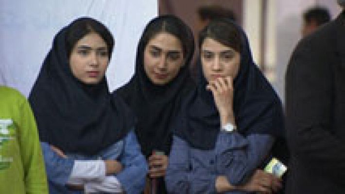 Telediario 1 - Activistas iraníes denuncian la situación de las mujeres