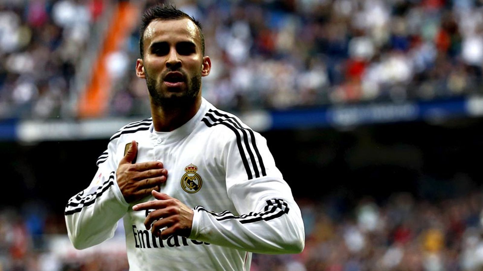 El Real Madrid cumplió los pronósticos y solventó con comodidad el partido ante el Eibar (3-0) en un trámite orquestado en la primera parte por Isco Alarcón, el hombre más inspirado del cuadro madridista en pleno debate sobre su presencia en el once