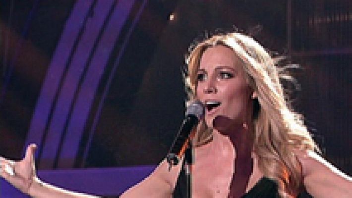 Edurne canta 'Amanecer'